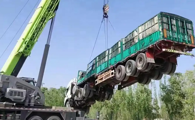 城中区道路脱困救援案例